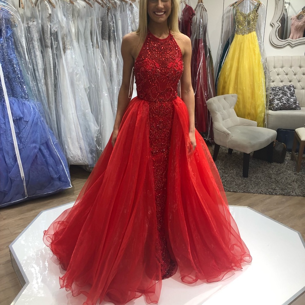 Beautiful red Sherri Hill pageant gown - Picture 4 of 6